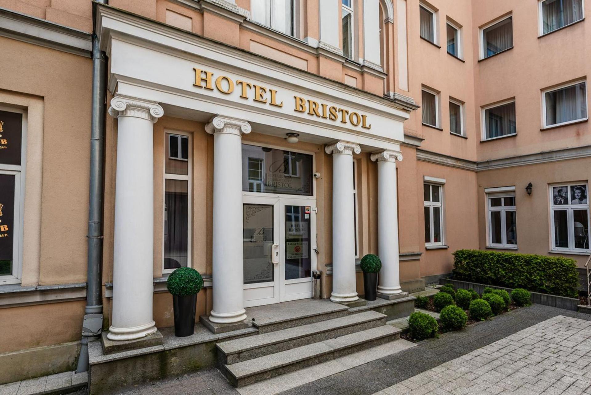 Hotel Bristol Кельце Екстер'єр фото